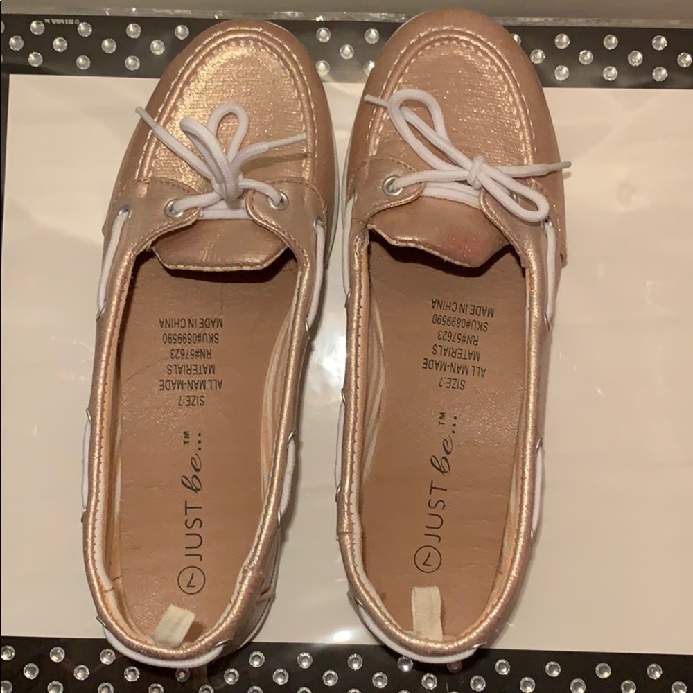 SOFT PINK LOAFERS😩